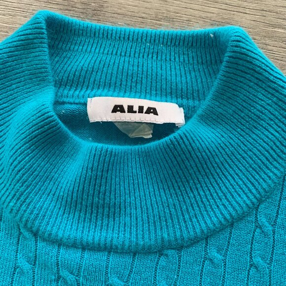 Alia bright blue vintage high neck turtleneck sweater - Picture 4 of 6